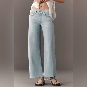 RE/DONE Mid-Rise Wide-Leg Crop Jeans in Ola Indigo — Size 28